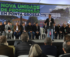 Governador inaugura nova unidade de progressão penal para recuperação de presos em Ponta Grossa