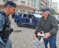 PCPR e Guarda Municipal de Curitiba promovem conscientização contra as drogas na Capital