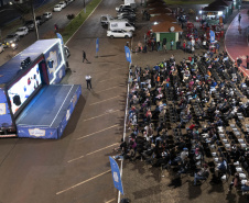 Cinema na Praça