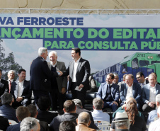 O Governo do Estado lançou no Palácio Iguaçu, o edital de leilão da Nova Ferroeste.