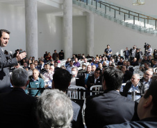 O Governo do Estado lançou no Palácio Iguaçu, o edital de leilão da Nova Ferroeste.