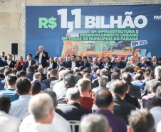 Governador Carlos Massa Ratinho Junior autoriza repasse de recursos para obras de infrestrutura urbana para municípios - 