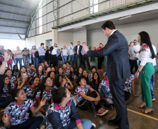 Governador autoriza obras de saneamento e energia na Ocupação Bubas, em Foz do Iguaçu