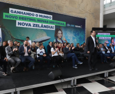 GANHANDO O MUNDO