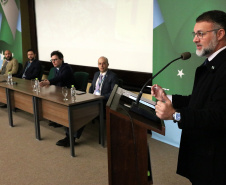 O secretário da Segurança Pública, Wagner Mesquita de Oliveira, o diretor geral da Polícia Centífica e demais autoridades durante aula inaugural do curso para policiais científicos. Curitiba, 21/06/2022 Foto: Ricardo Almeida/SESP