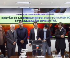 O governador Carlos Massa Ratinho Junior anunciou nesta terça-feira (28) a criação do 30º Batalhão da Polícia Militar (30º BPM), com sede em Londrina, no Norte do Estado. Ele também assinou a ordem de serviço para a conclusão das obras do Centro Estadual de Educação Profissional (CEEP) de Londrina entregou o certificado que garante a descentralização da gestão ambiental, que pode ser feita de forma autônoma pelo município.