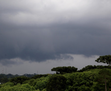 Estado lança rede de pesquisa para avaliar mudanças climáticas no Paraná