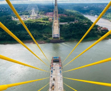 Novo viaduto em Foz do Iguaçu terá alterações no tráfego a partir de terça (21)