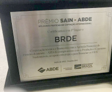 Parceria do BRDE com Agência Francesa de Desenvolvimento conquista Prêmio SAIN-ABDE