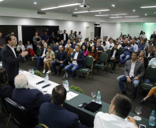 Em evento com vereadores, governador destaca união e diálogo em prol do Paraná