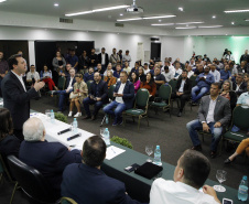 Em evento com vereadores, governador destaca união e diálogo em prol do Paraná