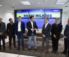 Governador Carlos Massa Ratinho Junior, recebeu representantes da empresa Volvo, que anunciaram investimentos de R$ 881 milhões na fabrica de Curitiba - 