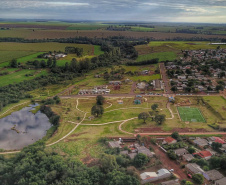 Governo instala colmeias do Poliniza Paraná e inaugura Parque Urbano na Semana do Meio Ambiente 