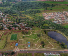 Governo instala colmeias do Poliniza Paraná e inaugura Parque Urbano na Semana do Meio Ambiente 