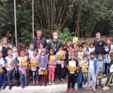 Governo instala colmeias do Poliniza Paraná e inaugura Parque Urbano na Semana do Meio Ambiente 