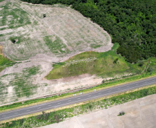 Adapar treina operadores de drones para defesa sanitária vegetal