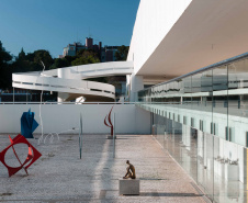 Museu Oscar Niemeyer realiza o   programa Férias no MON de julho