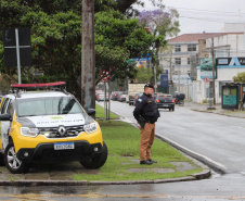 --Operação Satélite aproxima policiais da comunidade e reduz o índice de crimes em áreas comerciais de Curitiba -