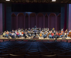 Orquestra Sinfônica do Paraná apresenta a quinta sinfonia de Bruckner no Guairão