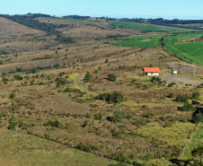 Profissionais realizam pesquisa de campo no entorno de Unidades de Conservação do Paraná