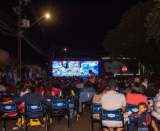 Cinema na Praça - Bela Vista do Paraíso 