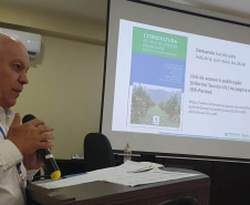 Publicação do IDR-Paraná discute oportunidades da citricultura no Vale do Ribeira