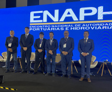 Paraná participa de fórum nacional de logística e infraestrutura portuária