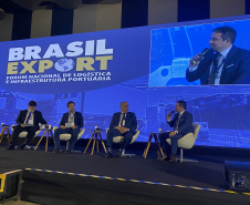 Paraná participa de fórum nacional de logística e infraestrutura portuária