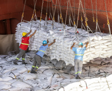  Chuvas impactam carregamento de açúcar no Paraná