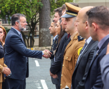 Polícia Militar do Paraná homenageia policiais que participaram da Operação Guarapuava