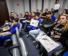 "Após a pandemia, projeto Porto Escola volta a premiar 15 crianças parangonaras"
