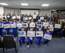 "Após a pandemia, projeto Porto Escola volta a premiar 15 crianças parangonaras"