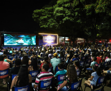 CINEMA NA PRAÇA