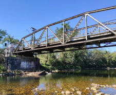 Ponte Rio Nhundiaquara 