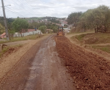 Estado faz melhorias em rodovia não pavimentada entre Santana do Itararé e Salto do Itararé