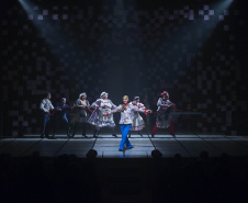 Grupo de dança do Teatro Guaíra leva espetáculo para cinco cidades do Oeste do Paraná