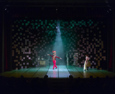 Grupo de dança do Teatro Guaíra leva espetáculo para cinco cidades do Oeste do Paraná