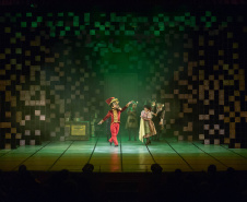 Grupo de dança do Teatro Guaíra leva espetáculo para cinco cidades do Oeste do Paraná