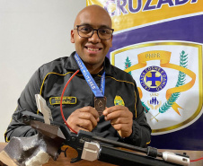 Policiais paranaenses conquistam medalhas nas Paralimpíadas Militares