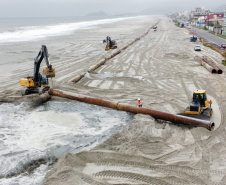 Litoral do Paraná conta com areia da praia renovada antes da data prevista