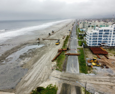 Litoral do Paraná conta com areia da praia renovada antes da data prevista