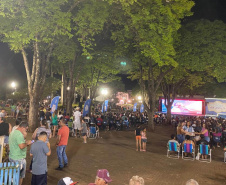 Cinema na Praça