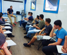 Carretas do Conhecimento leva o curso de Mecânica Automotiva para a cidade de Assis Chateaubriand