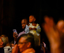 Evento da consciência negra faz história no Teatro Guaíra