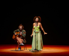 Evento da consciência negra faz história no Teatro Guaíra