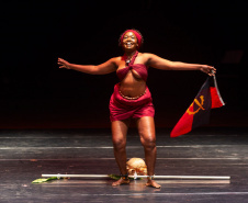 Evento da consciência negra faz história no Teatro Guaíra