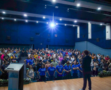 Professores fundamentais na expansão da robótica participam de oficinas em evento de formação