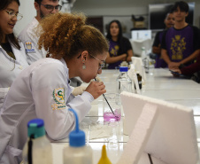 I Feira de profissões da UENP reúne mais de 3 mil estudantes