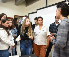 I Feira de profissões da UENP reúne mais de 3 mil estudantes