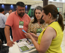 O Casa Fácil Paraná, que é o maior programa habitacional do Brasil em vigência, deverá ser ampliado ao longo dos próximos quatro anos. A intenção foi revelada pelo governador Carlos Massa Ratinho Junior durante o evento “Governo 5.0”, que reuniu centenas de prefeitos de todas as regiões do estado em Foz do Iguaçu nestas quarta, quinta e sexta-feira (16, 17 e 18)